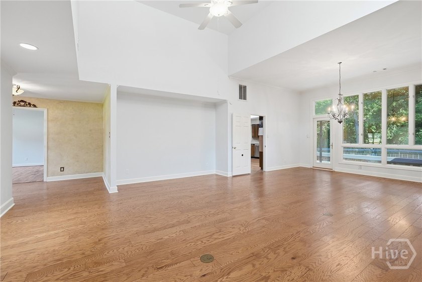 Welcome to 217 Wiley Bottom Road, an exceptional single-story - photo 8