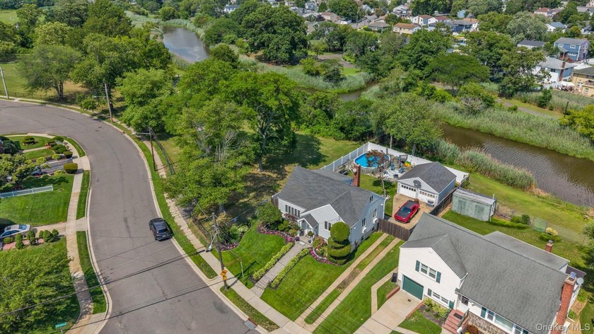 Welcome to this true 4-level split offering versatile living - photo 27