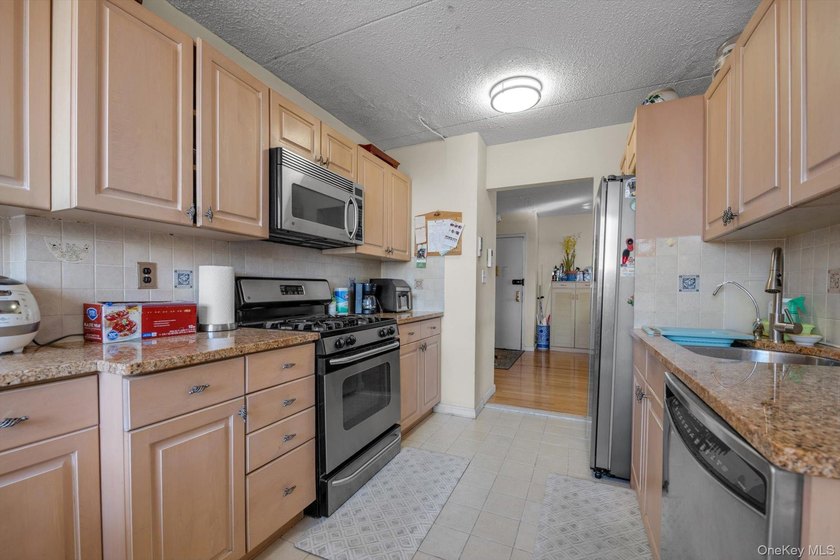 Welcome to Wisteria Plaza Condominium conveniently located near - photo 10