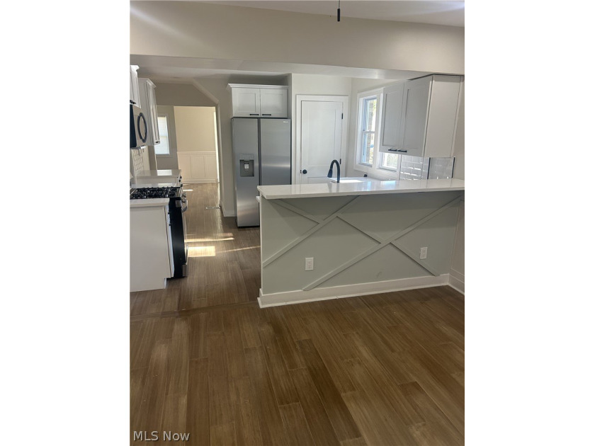Like no other!!! This *Custom* Stunning brick Cape Cod 3 bedroom - photo 19