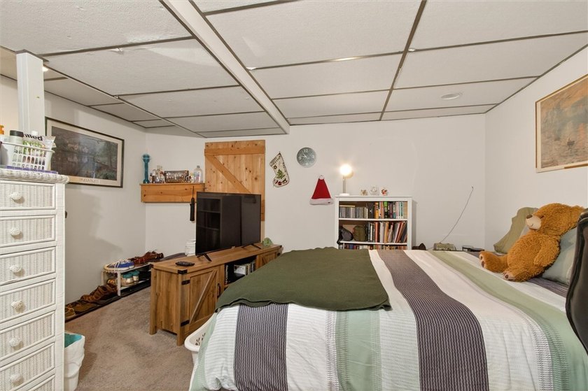 One level Ranch Townhouse with NO Association Fee * 2 Bedrooms - photo 26