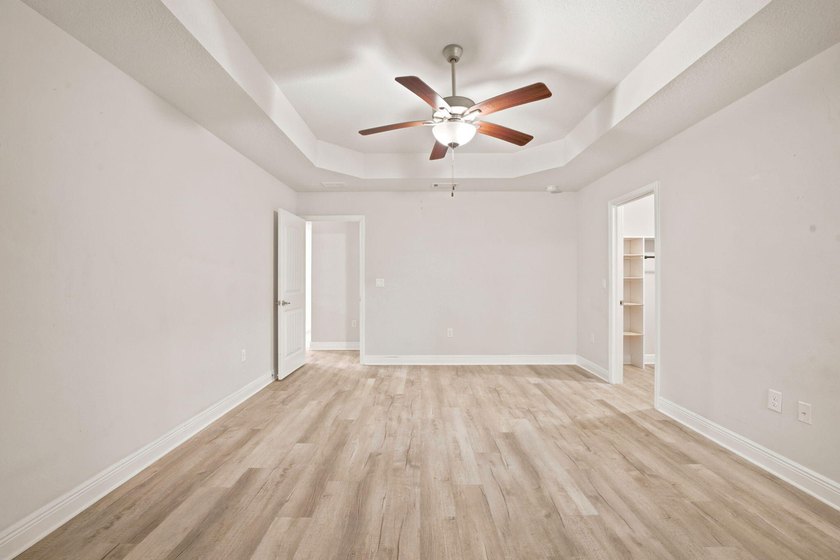 NEW UPDATE! 3.6% ASSUMABLE RATE and SOLAR payoff negotiable - photo 24
