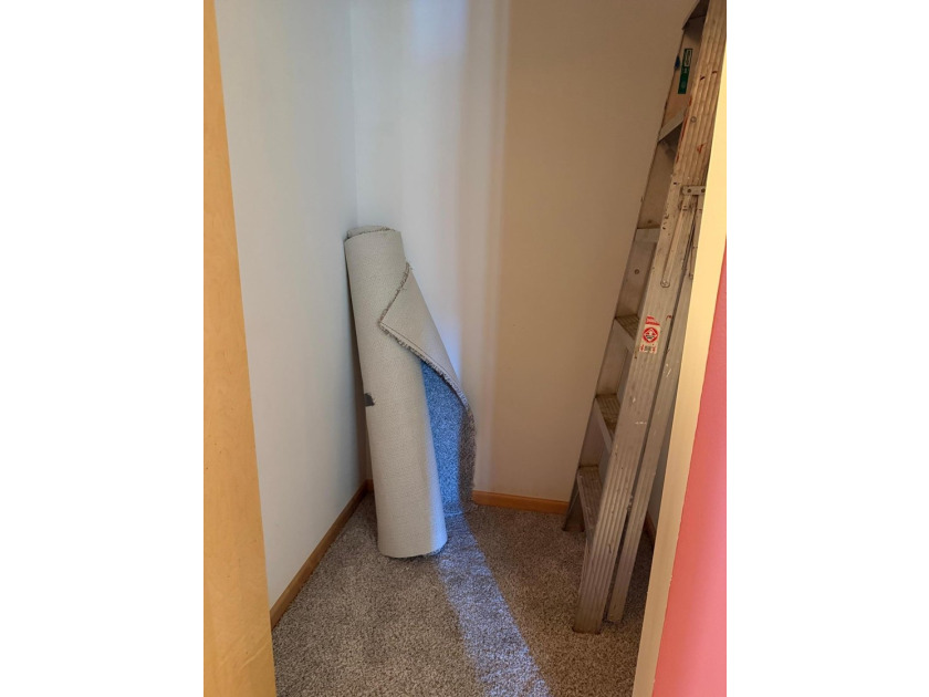 If you are looking for a large spacious one bedroom unit with a - photo 24