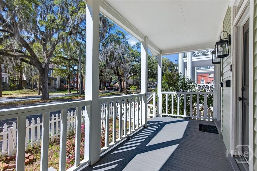 Exceptional MIXED USE investment opportunity on beautiful East - photo 5