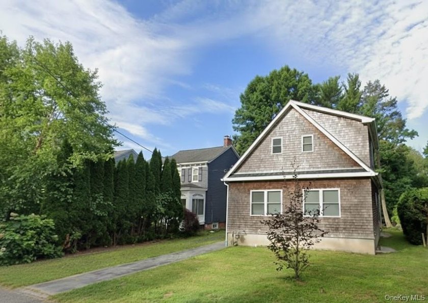 Recently upgraded, this turnkey contemporary offers the perfect - photo 37