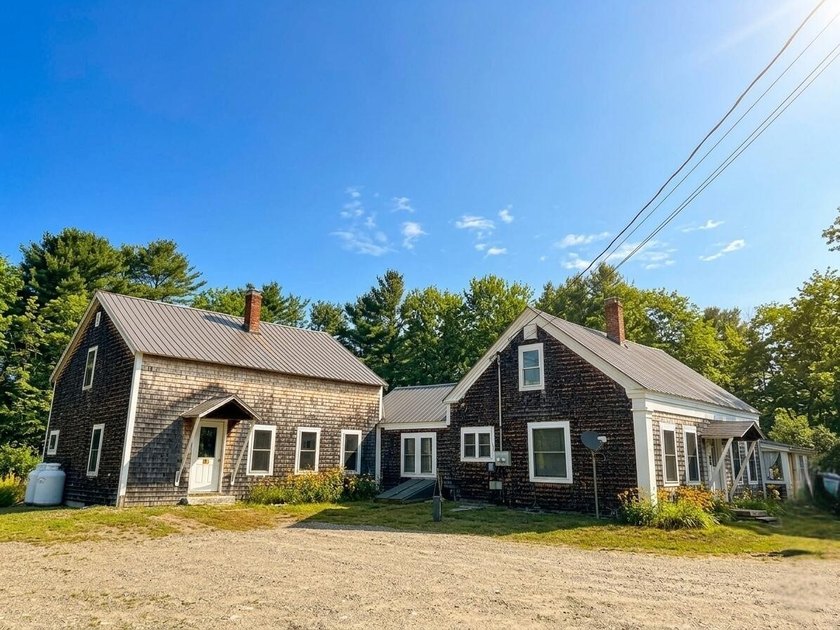 Entry only listing, Text seller directly for all showings - photo 2