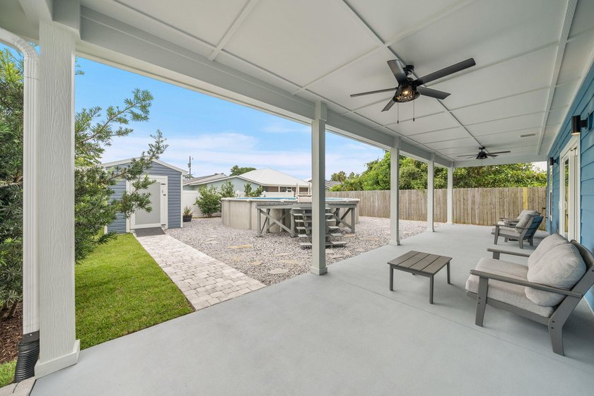 Cute and coastal! Built in 2018 and lovingly maintained by its - photo 23