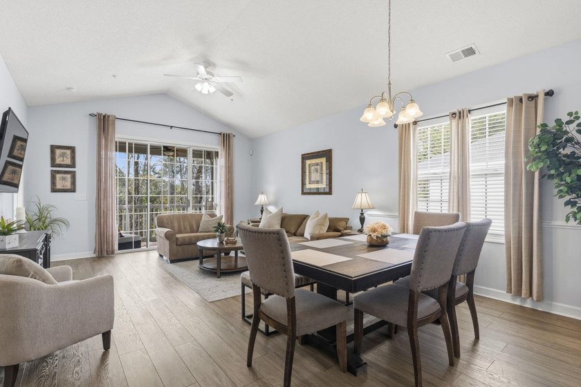 Beautiful and updated light bright third floor end unit in one - photo 14