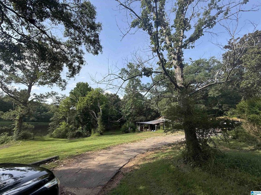 Welcome home to this 3 bedroom 2 bath home nestled off of - photo 3