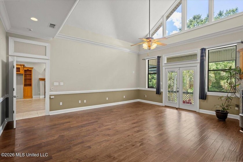 Experience the perfect balance of rustic elegance, privacy, and - photo 16
