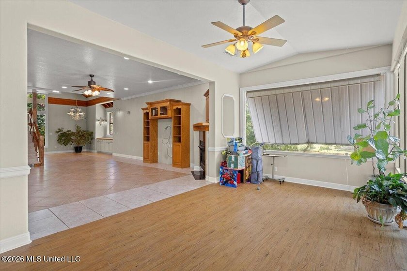 Experience the perfect balance of rustic elegance, privacy, and - photo 22