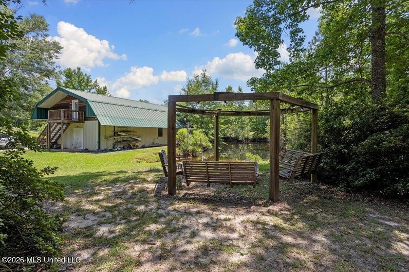 Experience the perfect balance of rustic elegance, privacy, and - photo 46
