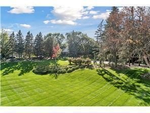 Welcome home to luxury, resort-style living at Glen Atrium - photo 17
