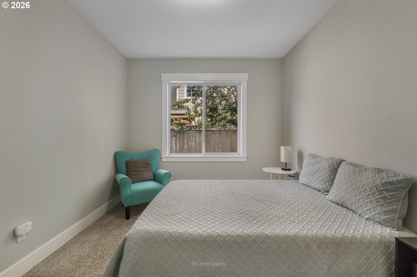 Darling, single level cottage in a quiet neighborhood - photo 21