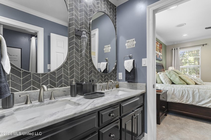 Stunning Bayou View Beauty with Custom Features &amp; Entertainer's - photo 36