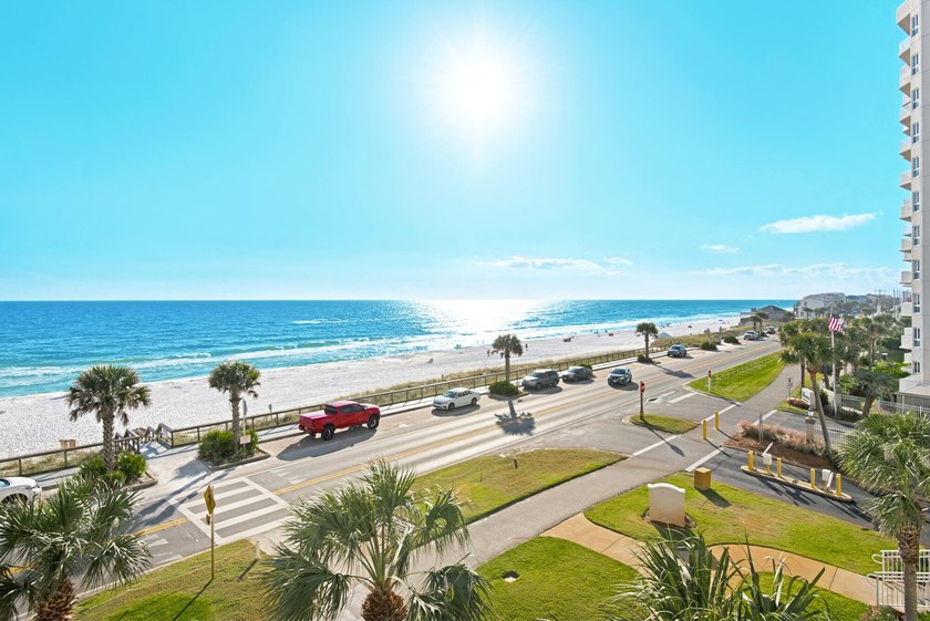 Experience breathtaking, panoramic views of the Gulf and - photo 21