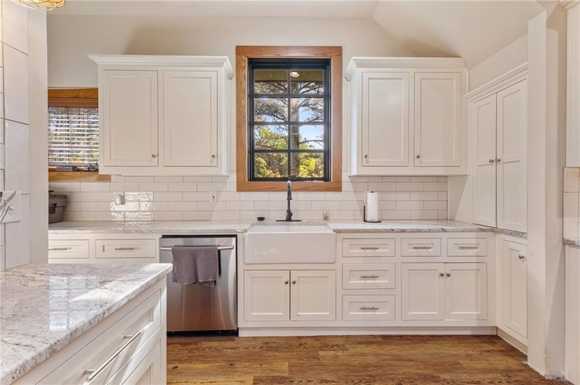 Rare 2.5 acre opportunity in Forsyth County offering a unique - photo 9