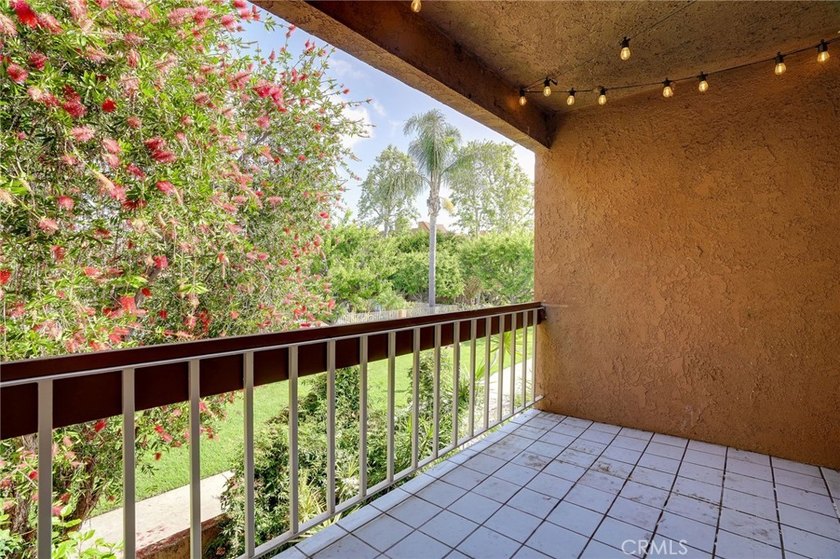 Experience true coastal living in this beautiful two-bedroom - photo 22