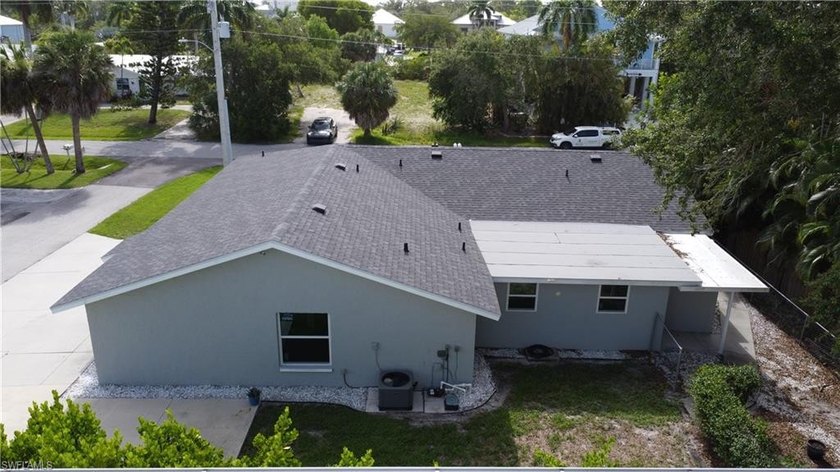 Investor Special in Bonita Springs - Prime Opportunity with - photo 14