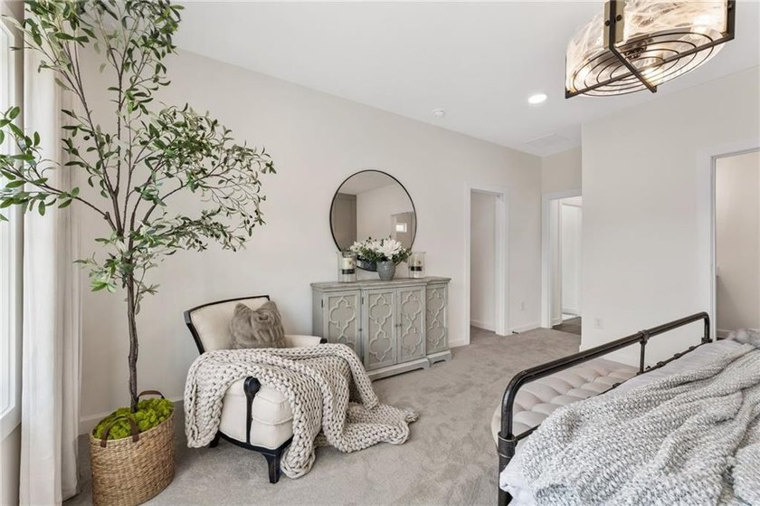 Your opportunity to own the Archerfield Model Home has arrived - photo 15