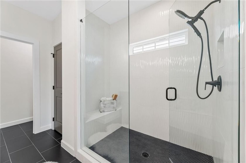 Your opportunity to own the Archerfield Model Home has arrived - photo 18