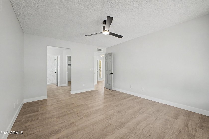 Welcome to this beautiful fully updated 2 bedroom 1 3/4 bath - photo 11
