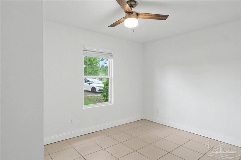Welcome to this beautifully updated 3-bedroom, 2-bath brick home - photo 19