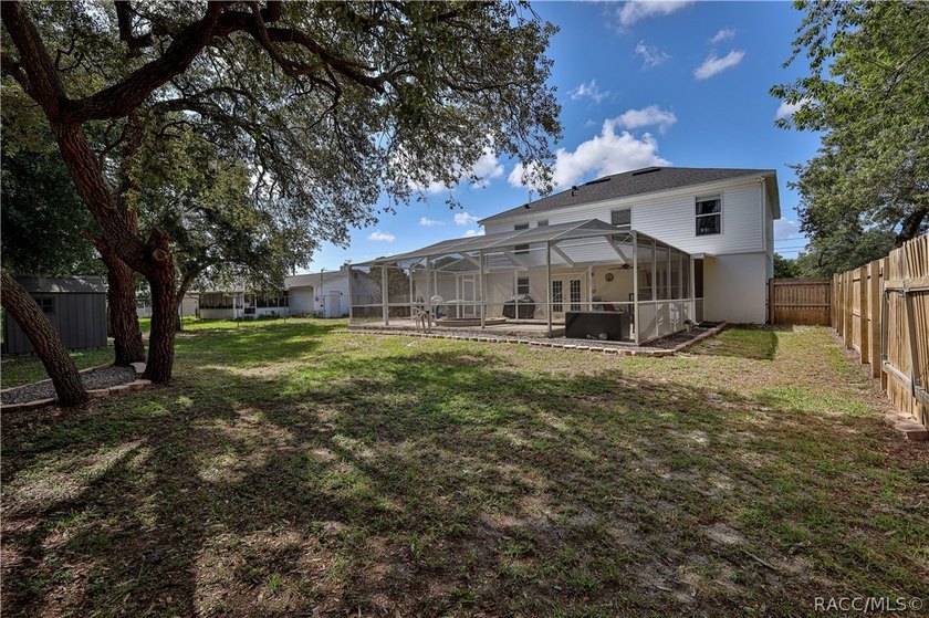 Welcome to this beautifully maintained one-owner pool home - photo 49