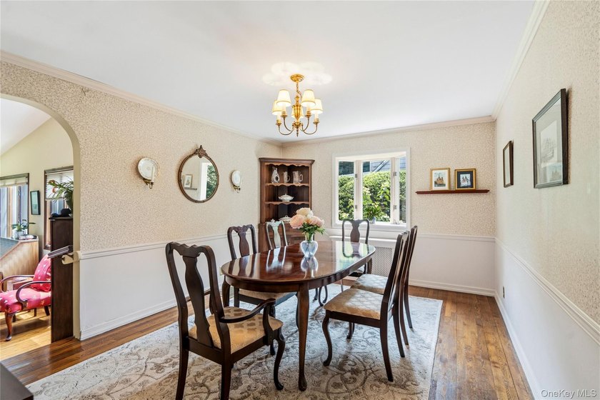 Welcome home to Birdwatch, a beautifully updated four-bedroom - photo 11