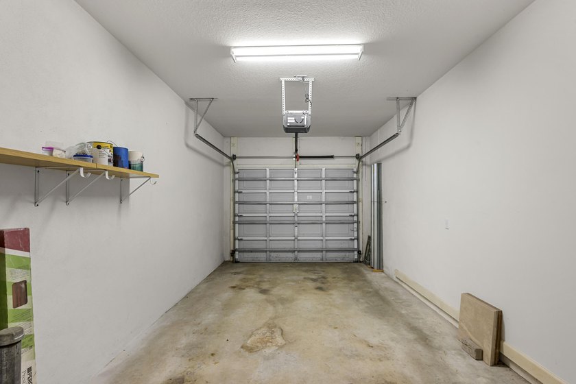 This River Oaks townhome has over 1,900 feet of living area! - photo 16