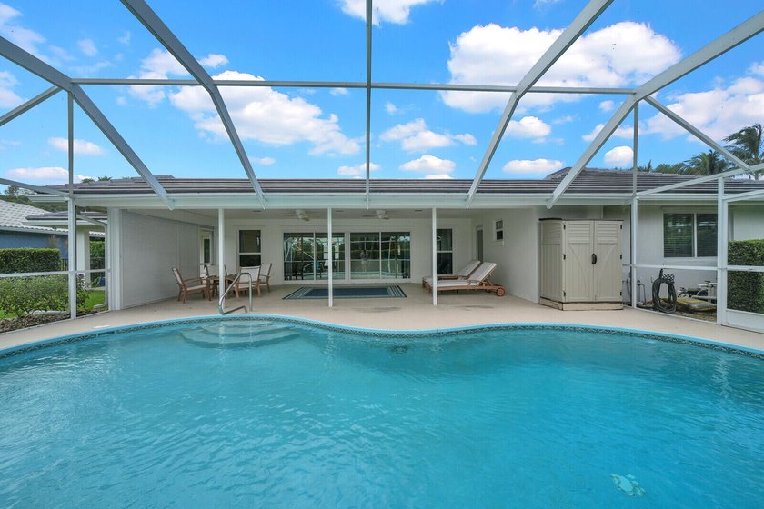 Welcome to this beautifully maintained golf course residence in - photo 29