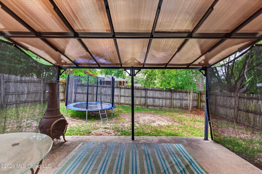 Motivated sellers! This move-in ready property features a new - photo 23