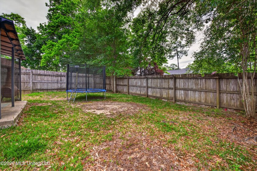 Motivated sellers! This move-in ready property features a new - photo 25