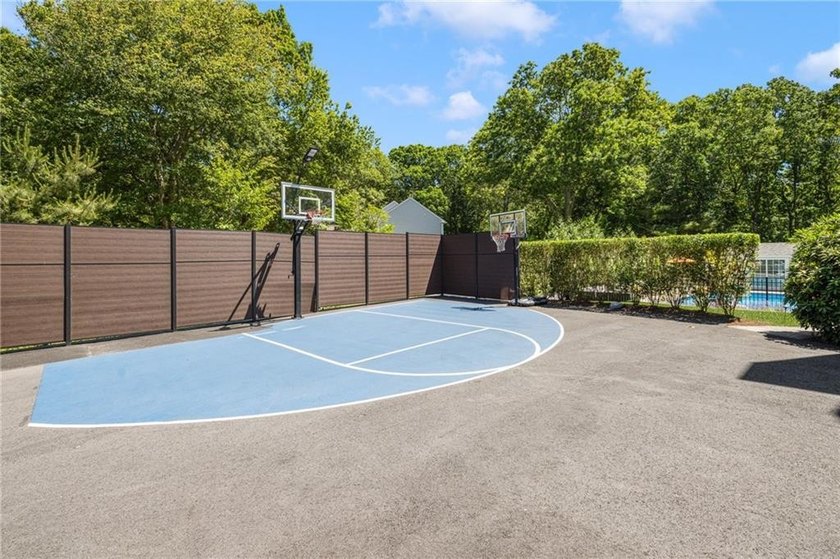 Resort-style living awaits in this beautifully updated 4 bedroom - photo 17