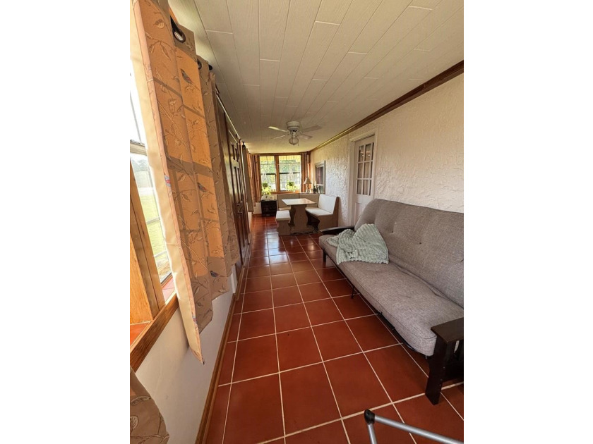 This 3/2 SWGA home is centrally located 10 miles south of - photo 25