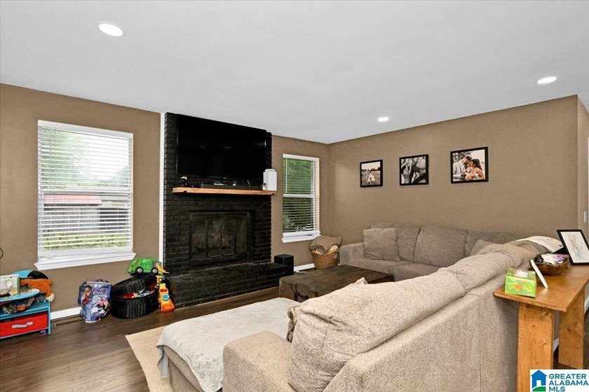 Welcome home! Completely renovated and updated within the last 2 - photo 2