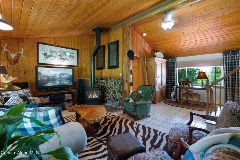 Some land has a special history. This property was home to Hope - photo 14