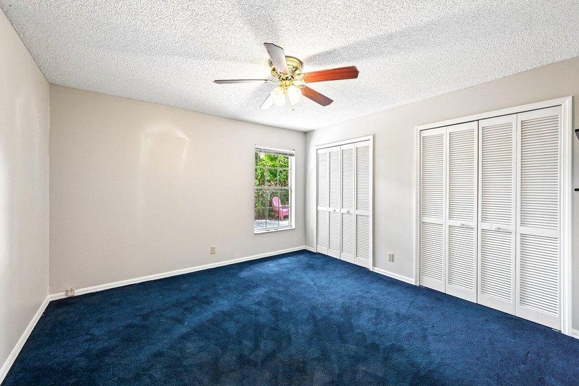 Tucked away in a private setting, this charming 3-bedroom - photo 20