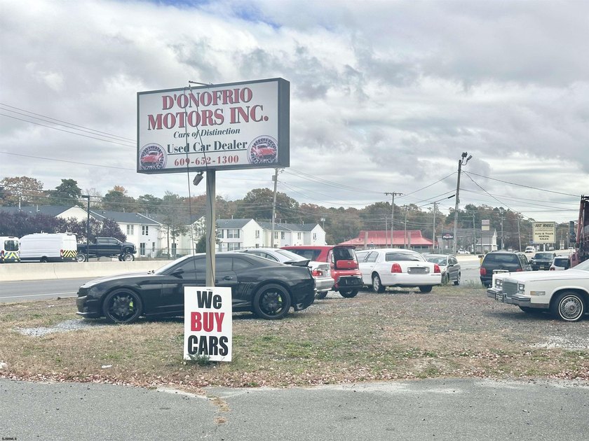 ************************** TREMENDOUS COMMERCIAL PROPERTY ON - photo 22