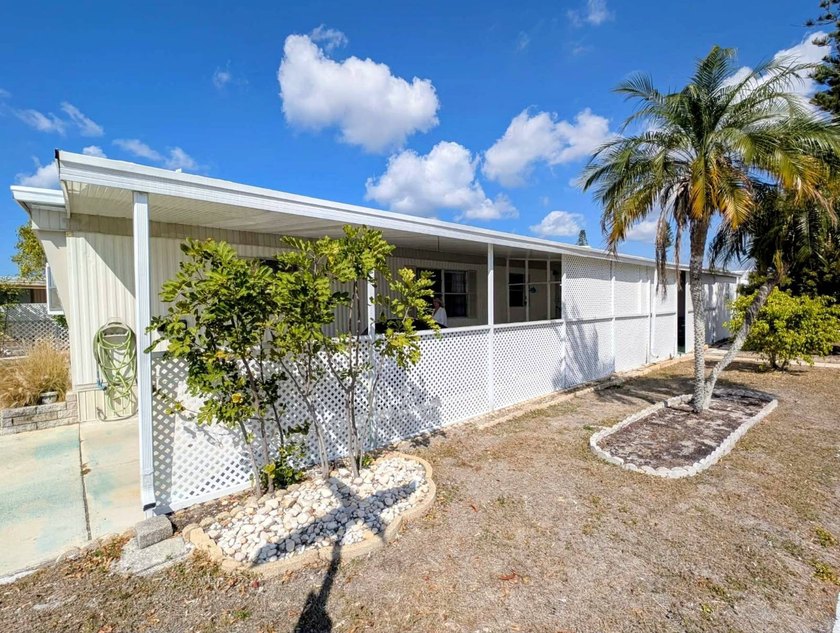 Welcome to your worry-free Florida retreat! This beautifully - photo 3