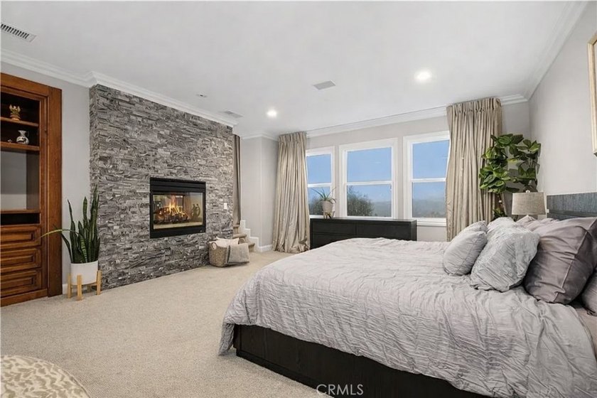 Nestled in the finest location within the prestigious - photo 31
