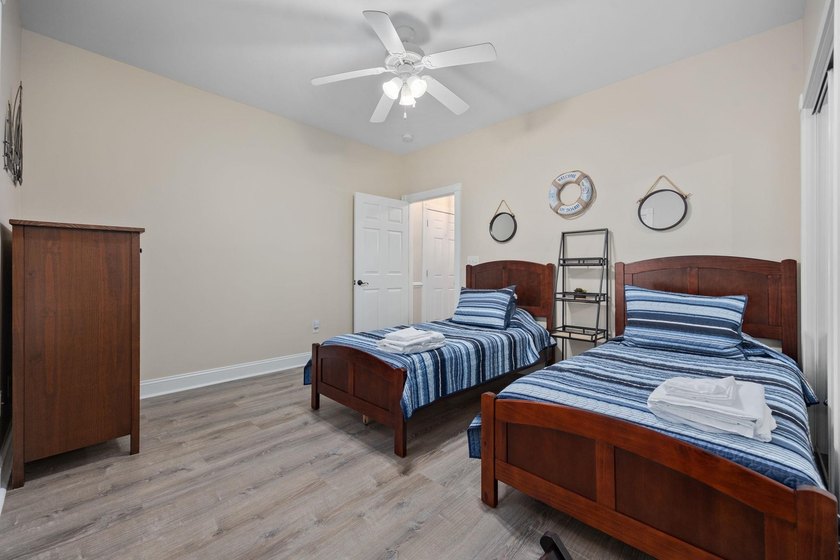 Welcome to 4869 Luster Leaf Circle in Myrtle Beach, SC! Discover - photo 25