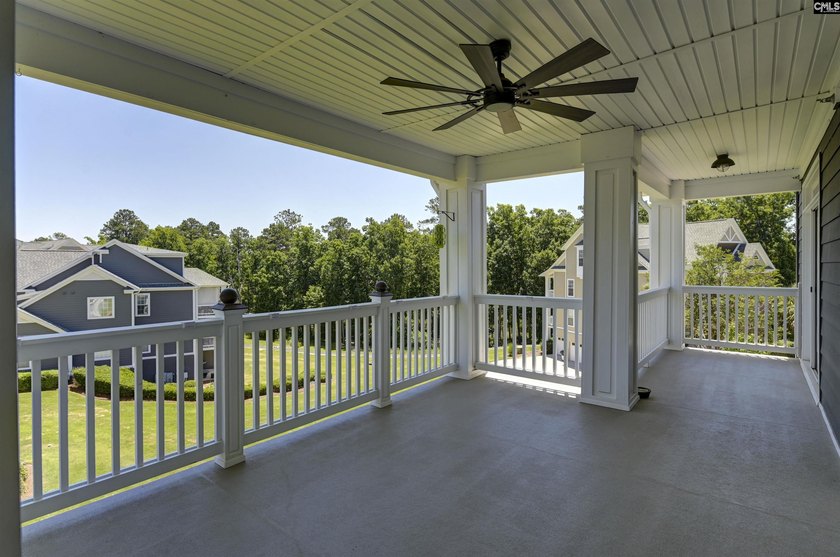 Amazing luxury condo perfectly located in the highly desirable - photo 17