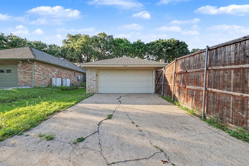 Charming one-story home located in the heart of Richardson - photo 22