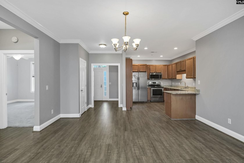 Amazing luxury condo perfectly located in the highly desirable - photo 26