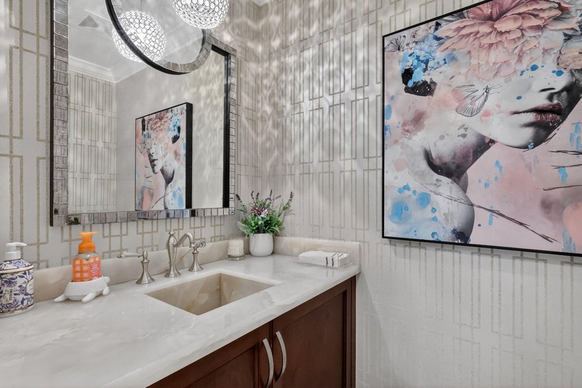 Boater's Paradise...Sophisticated Townhouse with breathtaking - photo 26