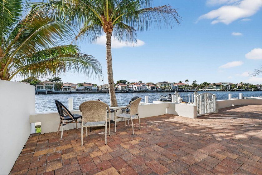 Boater's Paradise...Sophisticated Townhouse with breathtaking - photo 27