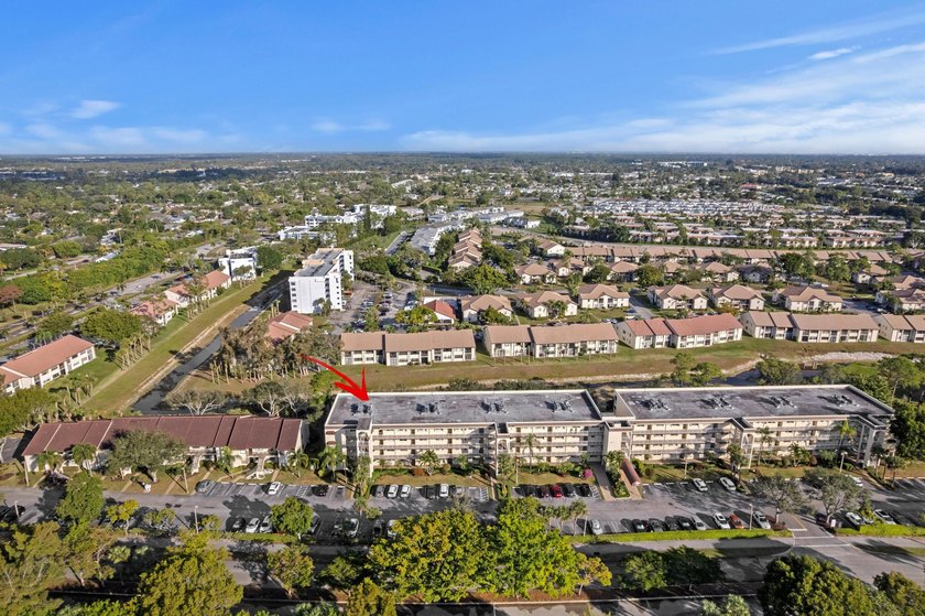ABSOLUTELY GORGEOUS WATERFRONT 4TH FLOOR CONDO | PRESTIGIOUS 55+ - photo 3