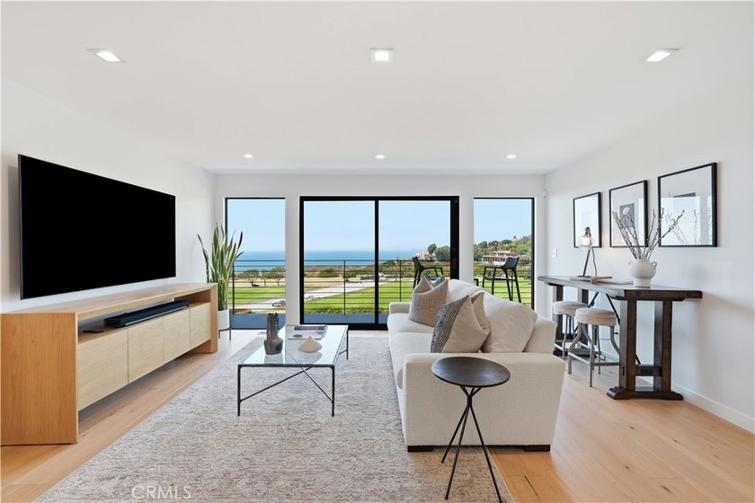 381 Palos Verdes Dr. W - photo 22