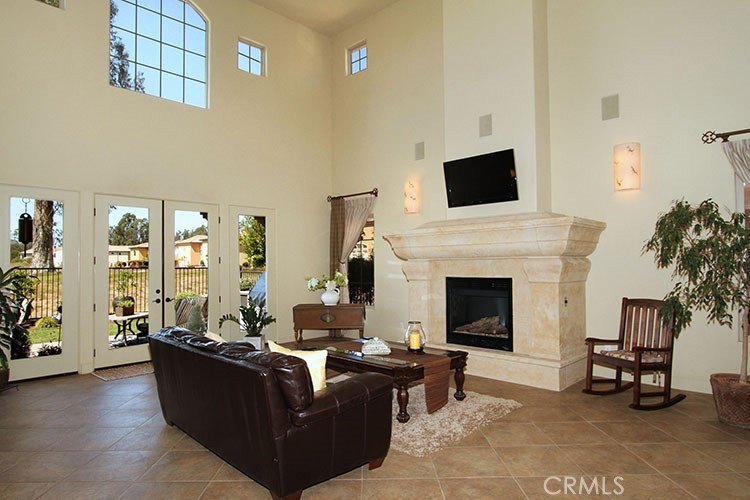 Sweeping, wide-open vistas define this expansive golf course - photo 2